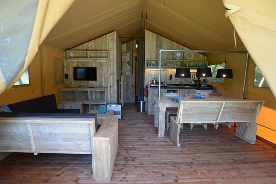 Camping Campo Dei Fiori - Glamping4All Vada Buitenkant foto
